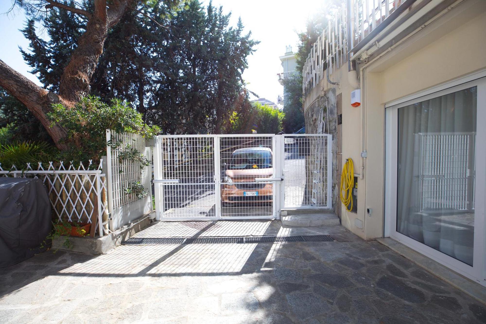 La Casetta - Gaslini E Boccadasse - Private Parking & Garden Genua