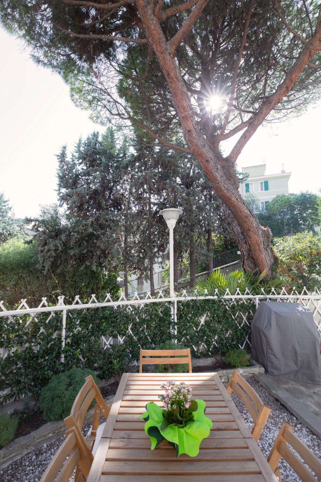 La Casetta - Gaslini E Boccadasse - Private Parking & Garden Genua